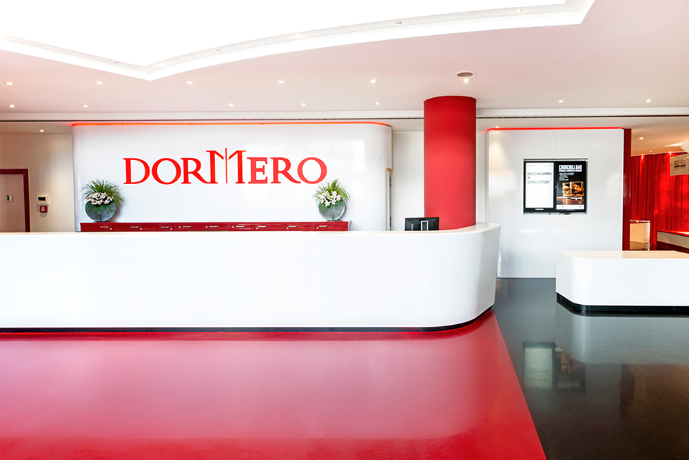 dormero hotel stuttgart rezeption desk